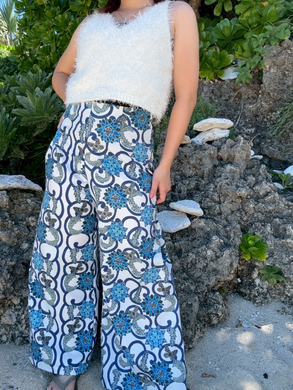 サイドタックパンツ